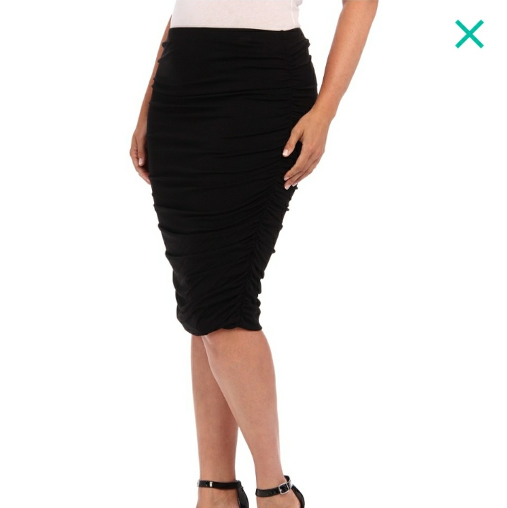 Vince Camuto Black Ruched Skirt 1X
